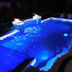 w=472,h=1024,fit=crop,format=auto